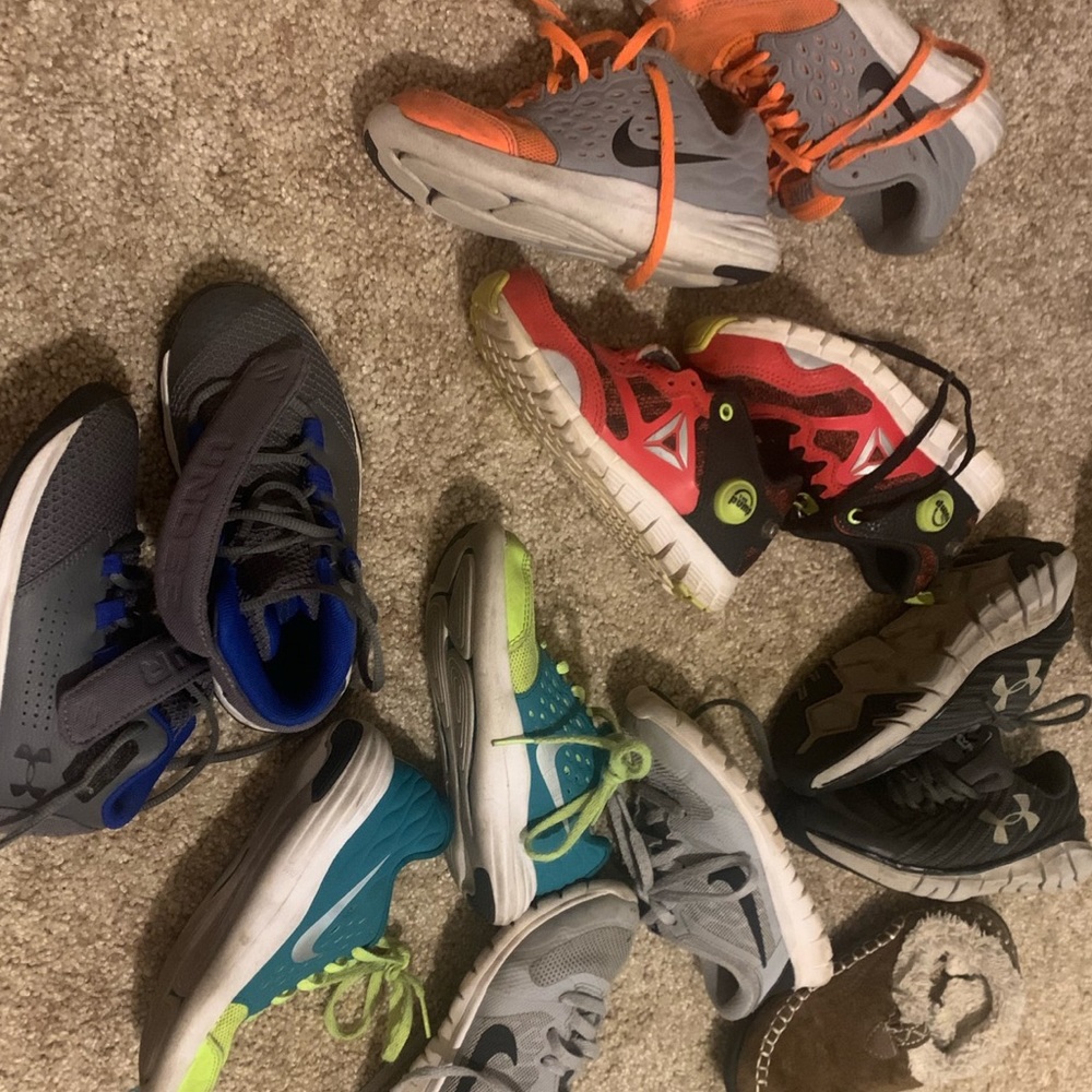 Boys size 11c shoes